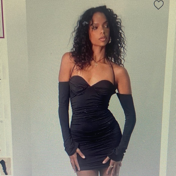 Oh Polly Wyona Mini Dress Black Ruched padded bra off shoulder long sleeve 4 NEW - Picture 1 of 1